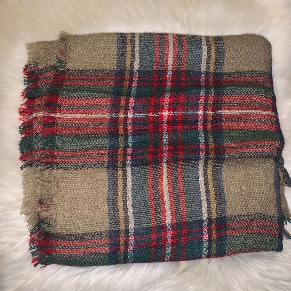 SOTO Boutique Plaid Blanket Scarf - Picture 2 of 3